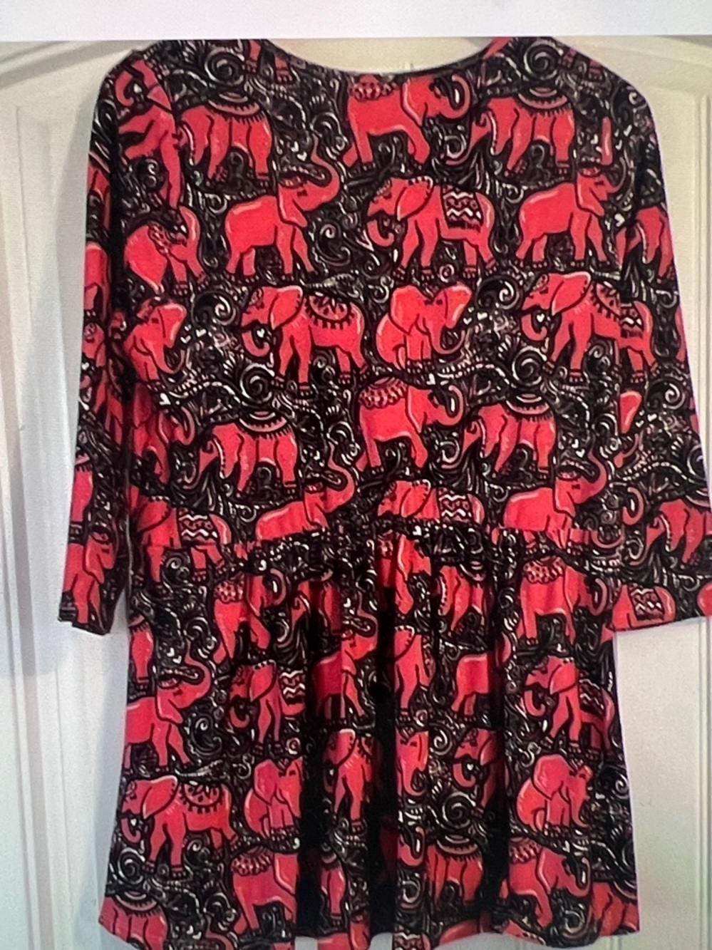 Elephant Print Tunic Ruffle hem
top medium - Picture 3 of 4
